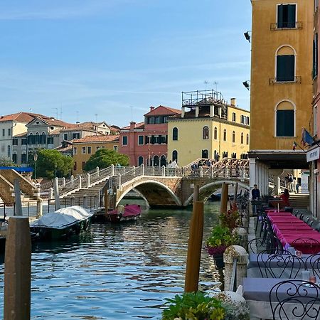 Alloggi Arlecchino Venesia Bagian luar foto