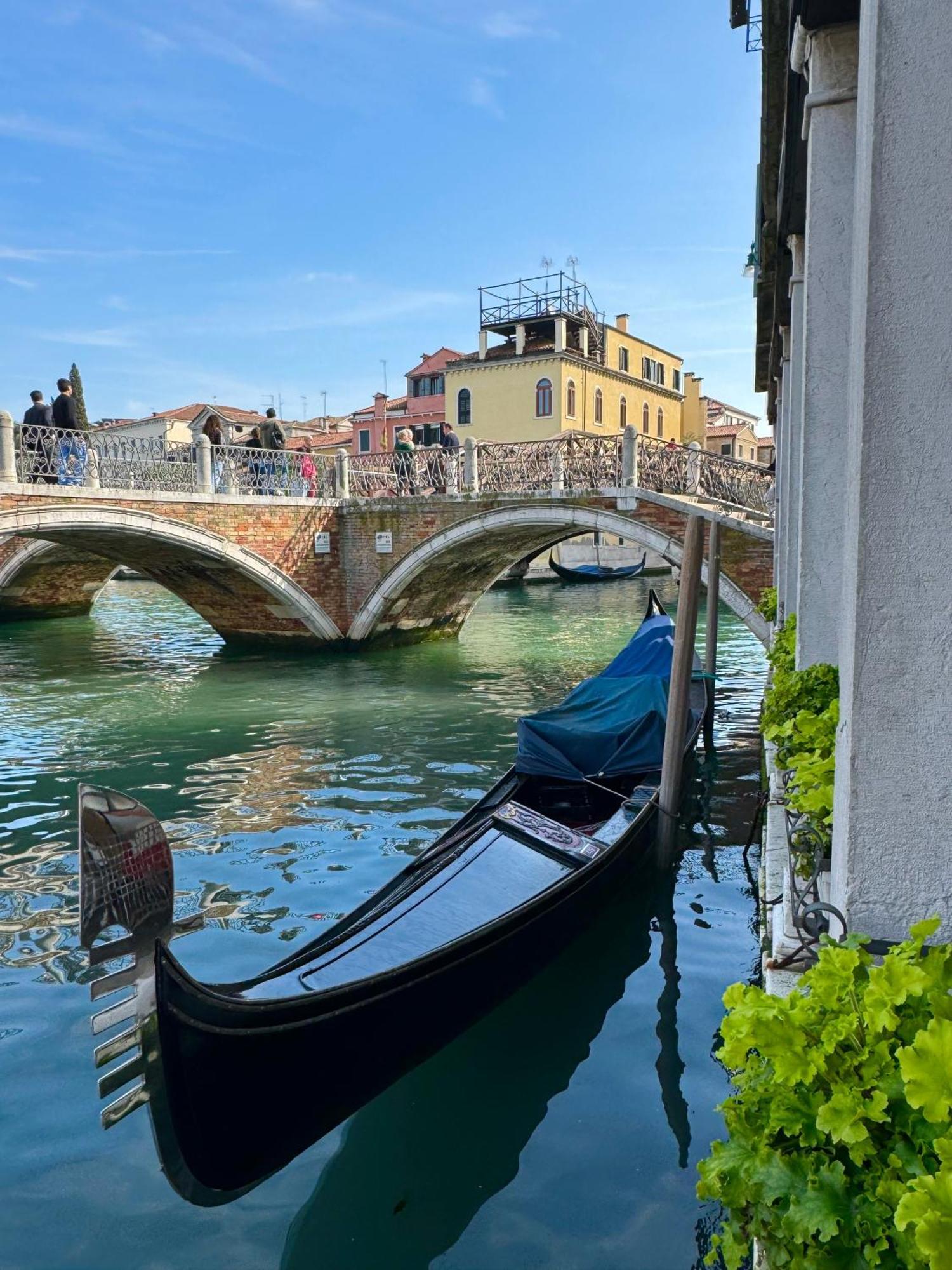 Alloggi Arlecchino Venesia Bagian luar foto
